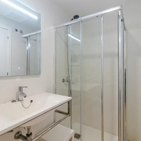 Flatguest Cotillomar *