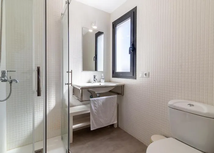 Flatguest Cotillomar شقة *