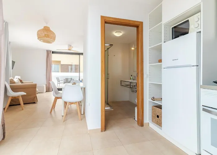 Flatguest Cotillomar