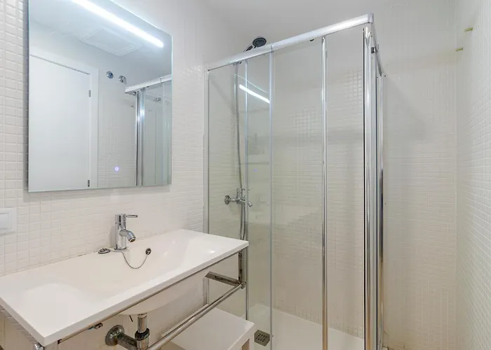 Flatguest Cotillomar *