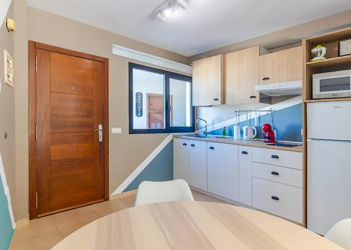 Flatguest Cotillomar *