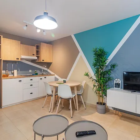 Flatguest Cotillomar Апартаменты