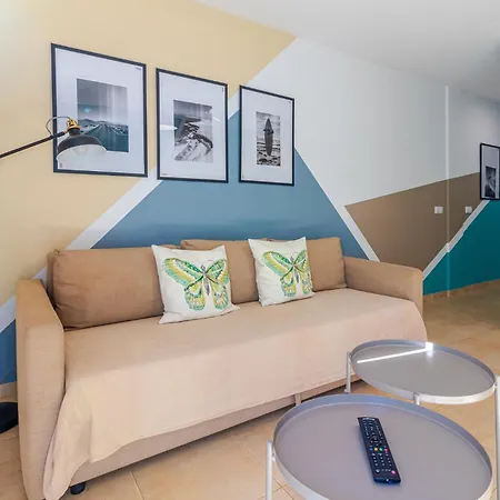 Flatguest Cotillomar Апартаменты *