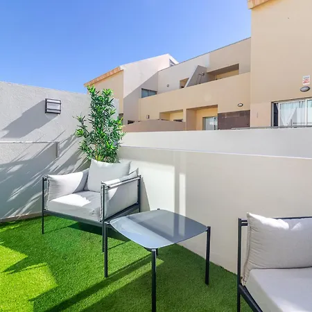 Flatguest Cotillomar Cotillo